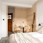 Dom Gorski 878 Mnpm B&B 3*
