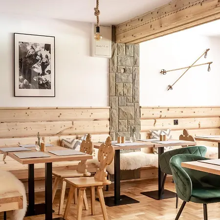 Dom Gorski 878 Mnpm 3* Ζακοπάνε